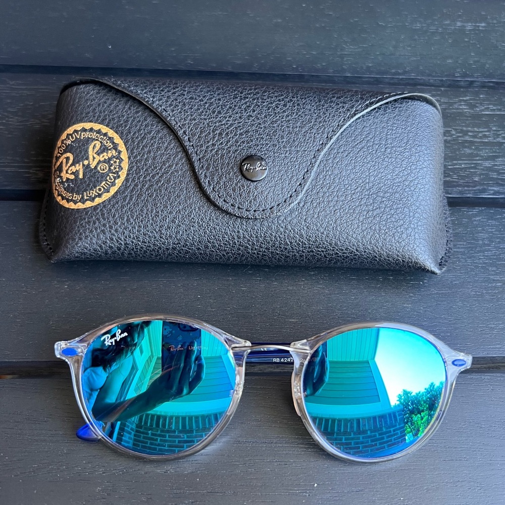 RayBan Light Ray
